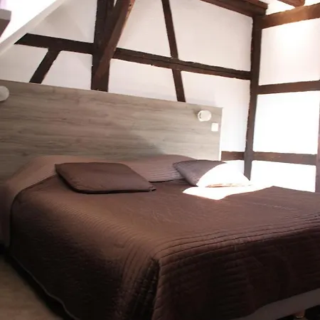 Les Violettes Apartman