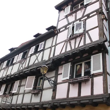 Les Violettes Apartment *